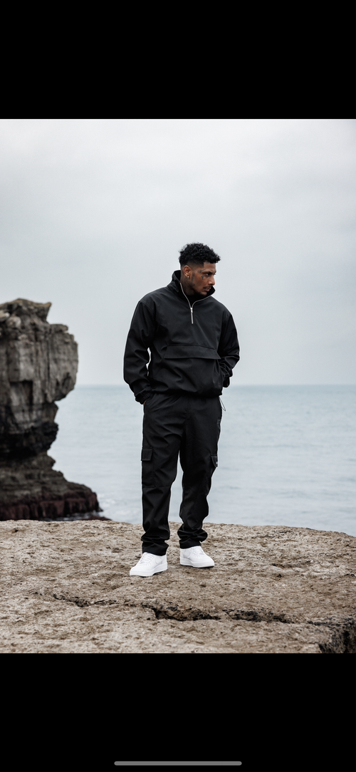 KOLD BREEZE 1/4 Zip Windbreaker - Black