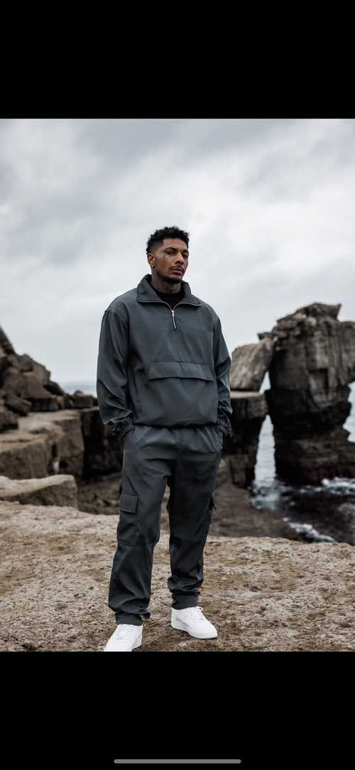 KOLD BREEZE 1/4 Zip Windbreaker - Shadow Grey